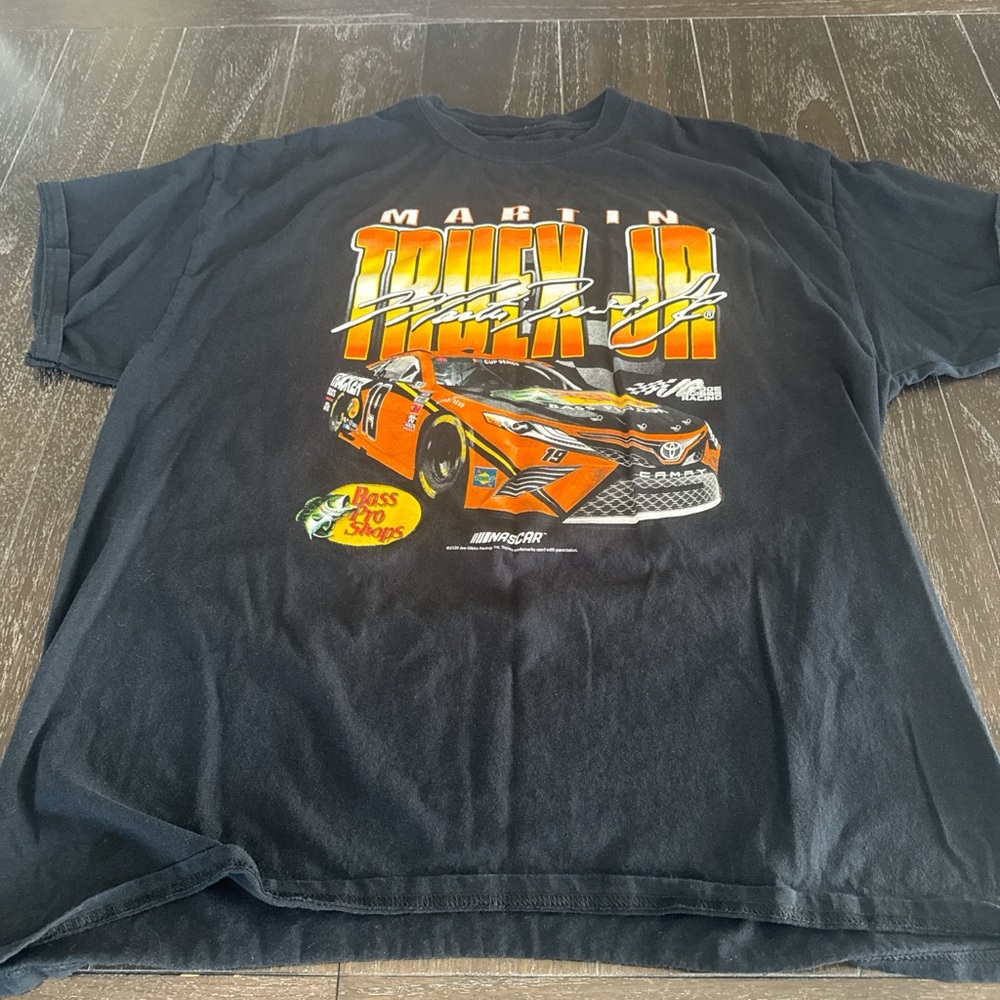 Joe Gibbs Racing Martin Truex Jr NASCAR Auto Racing Black T-Shirt XL 100% Cotton